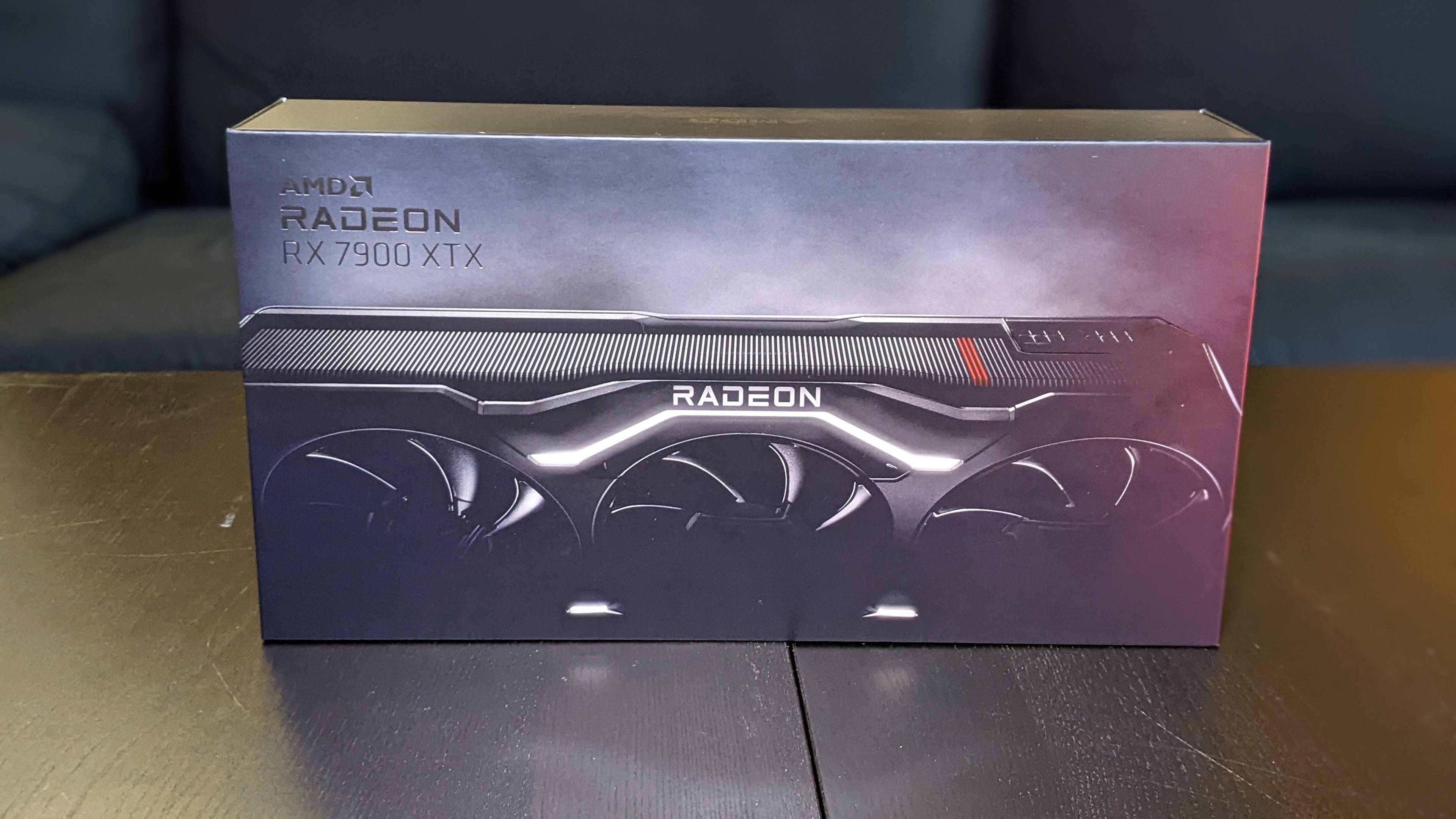 AMD RADEON RX 7900 XTX 사진 1