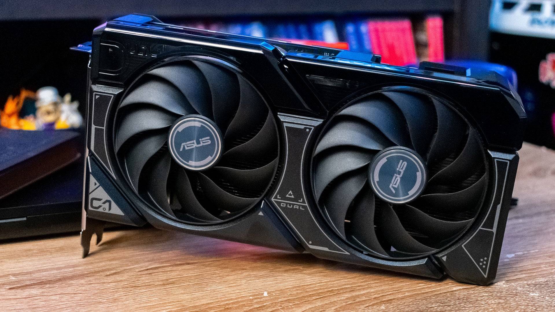 RTX 4060 Larawan 2