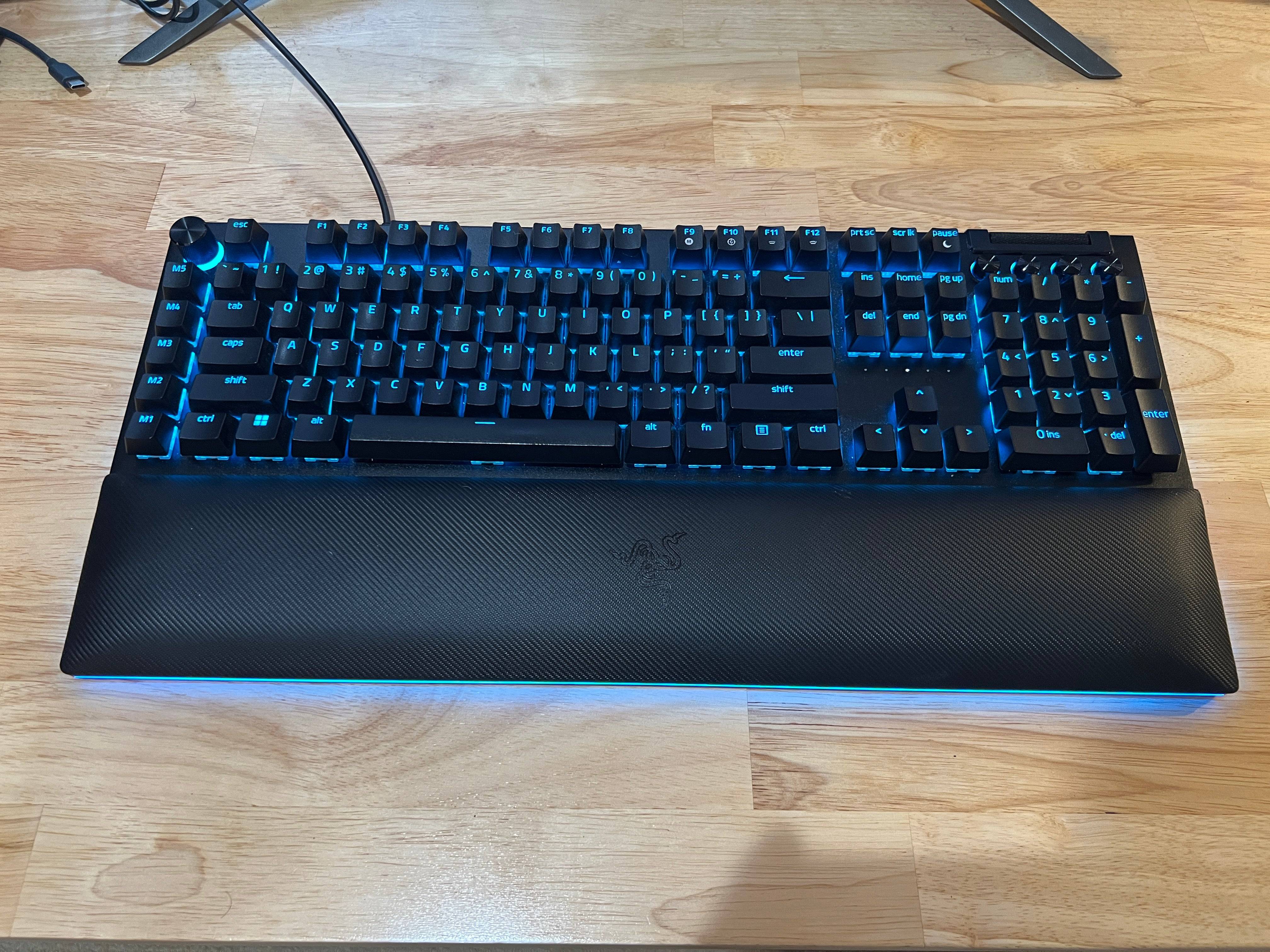 Razer Blackwidow V4 Pro圖像1